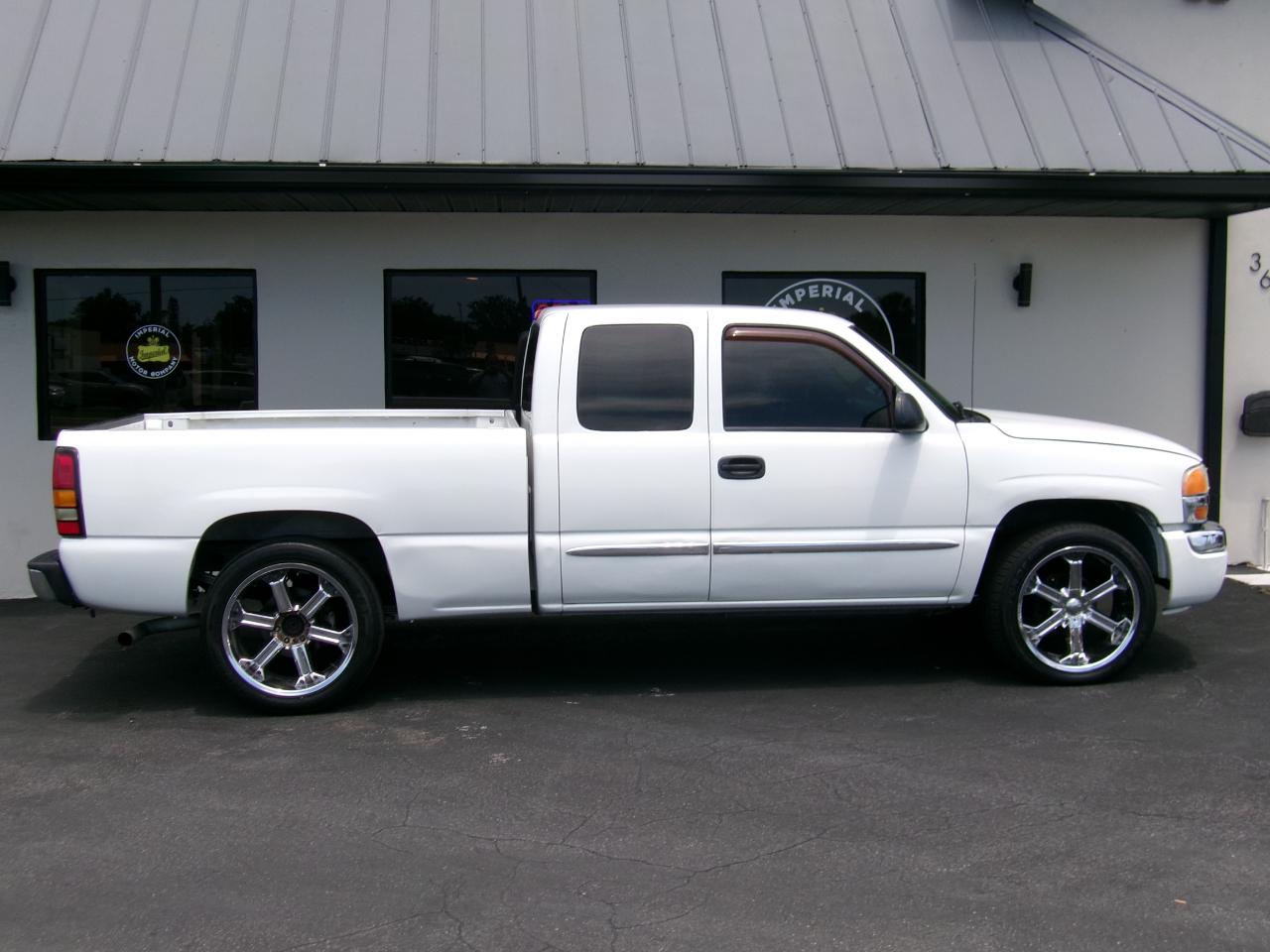 GMC Sierra 1500 SLE Ext. Cab Short Bed 2WD 2004