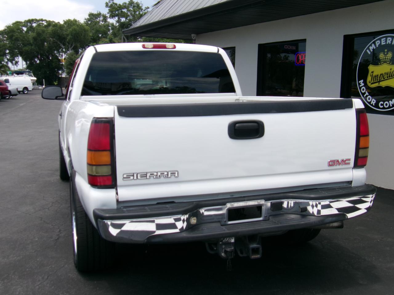 GMC Sierra 1500 SLE Ext. Cab Short Bed 2WD 2004