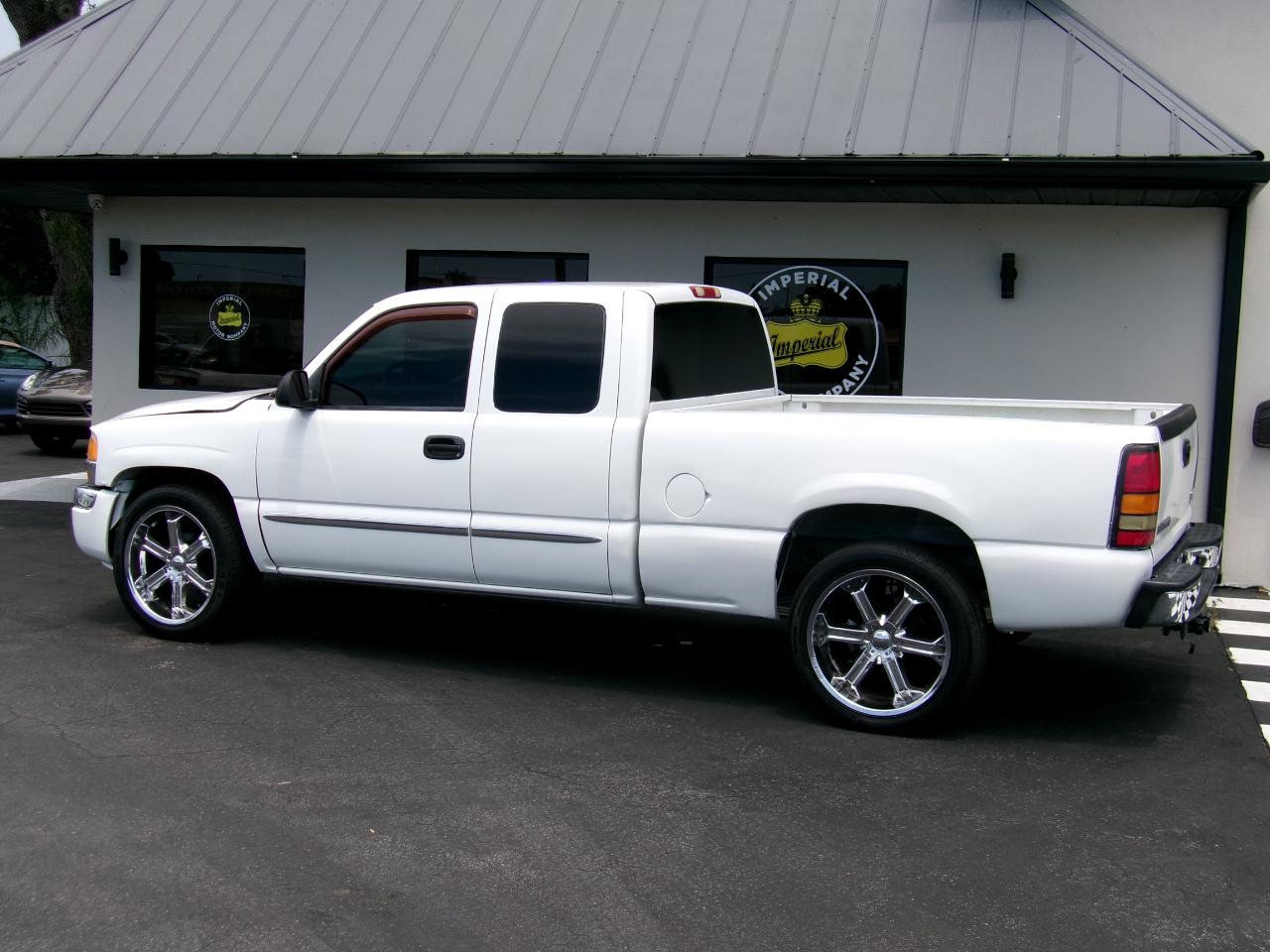 GMC Sierra 1500 SLE Ext. Cab Short Bed 2WD 2004