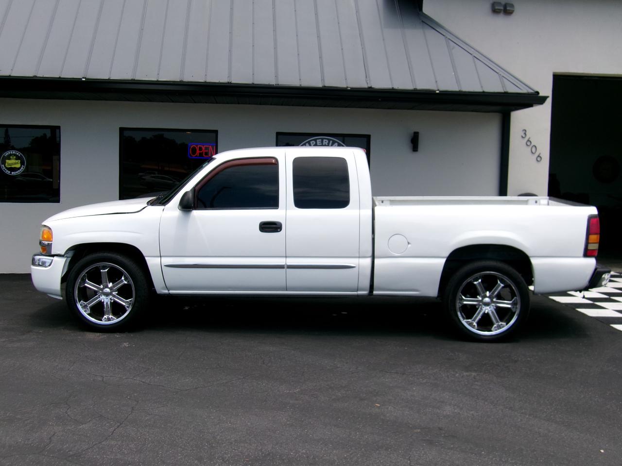 GMC Sierra 1500 SLE Ext. Cab Short Bed 2WD 2004