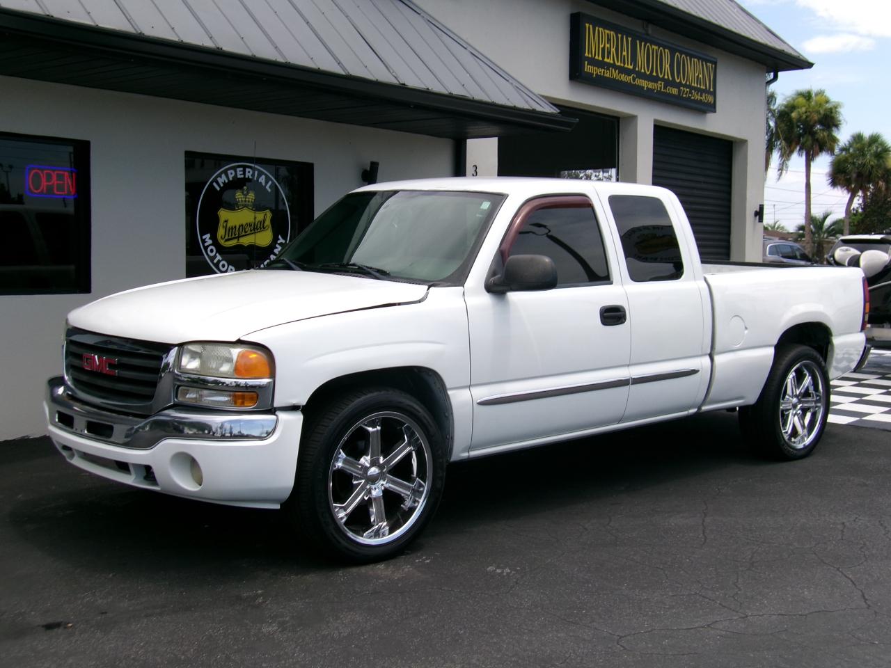 GMC Sierra 1500 SLE Ext. Cab Short Bed 2WD 2004