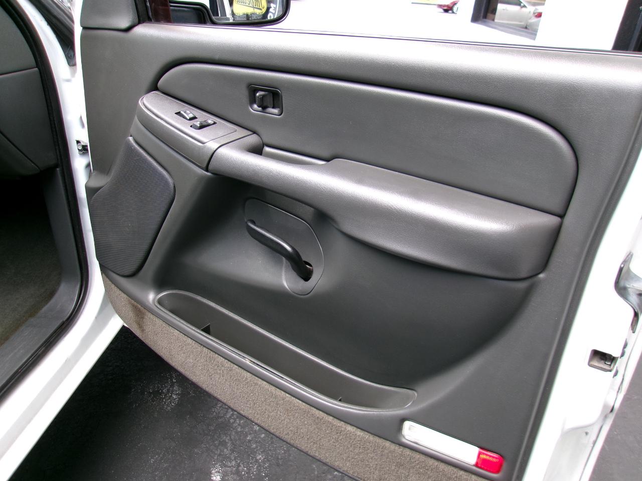 GMC Sierra 1500 SLE Ext. Cab Short Bed 2WD 2004