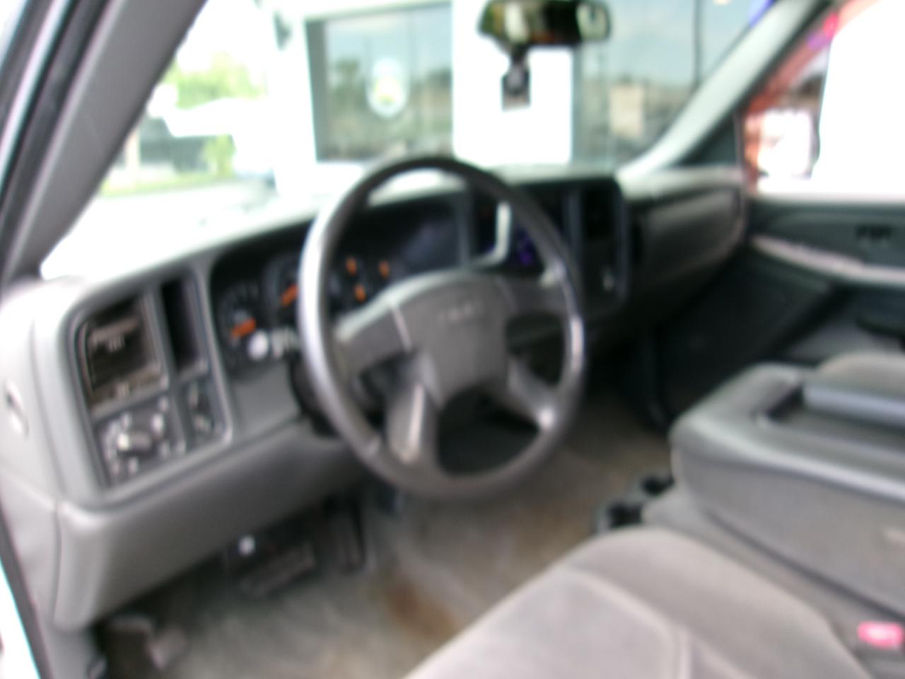 GMC Sierra 1500 SLE Ext. Cab Short Bed 2WD 2004