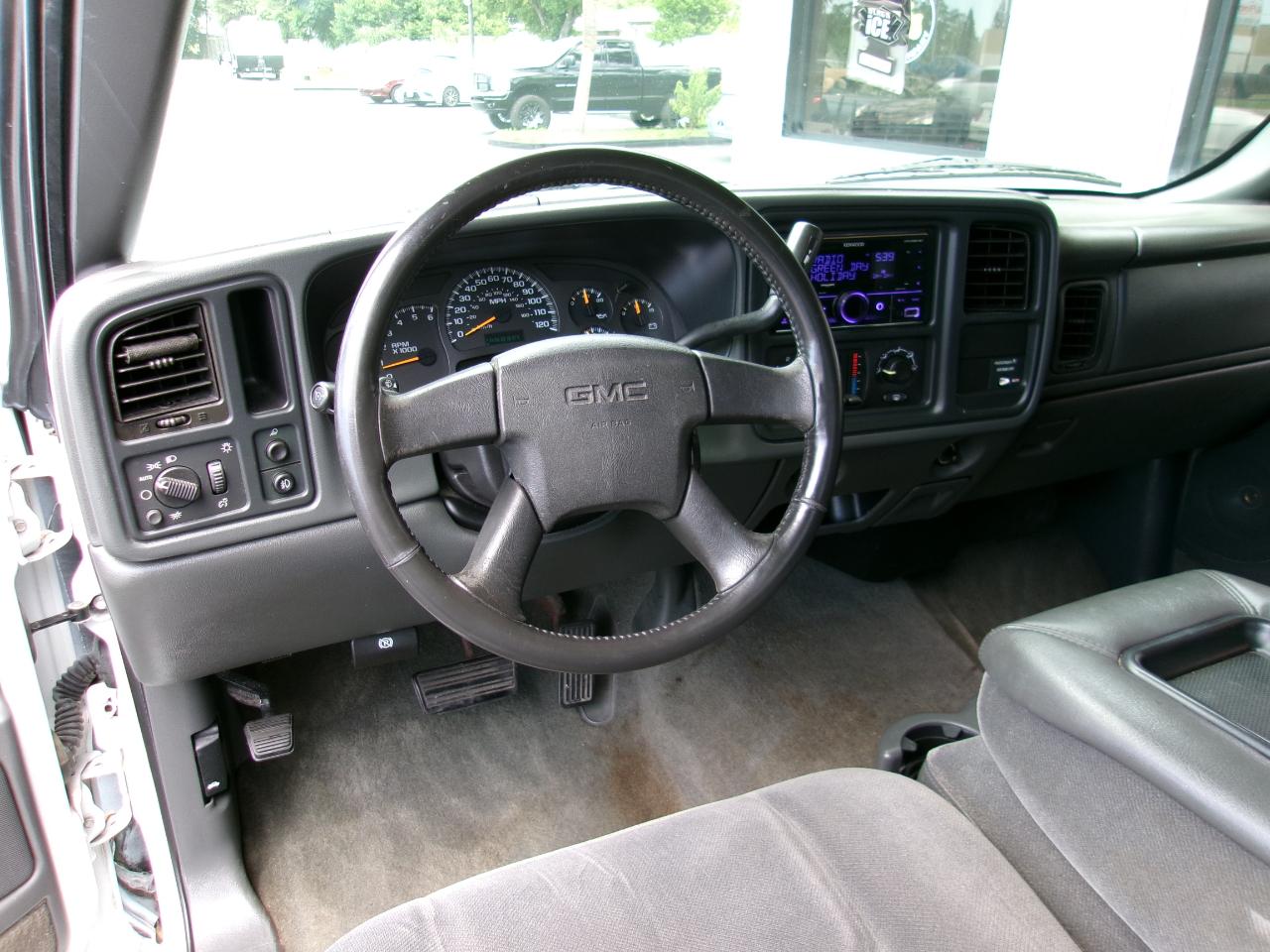 GMC Sierra 1500 SLE Ext. Cab Short Bed 2WD 2004