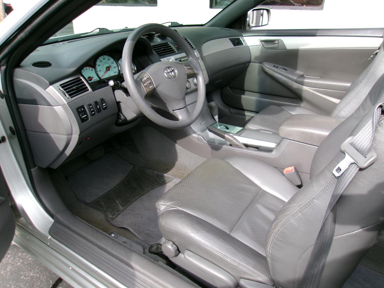 Toyota Camry Solara SE Convertible 2004