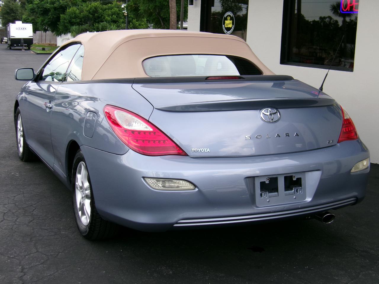 Toyota Camry Solara SE 2D Convertible V6 2008