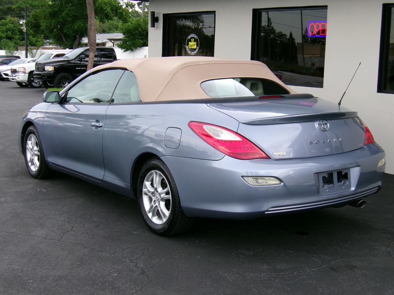 Toyota Camry Solara SE 2D Convertible V6 2008