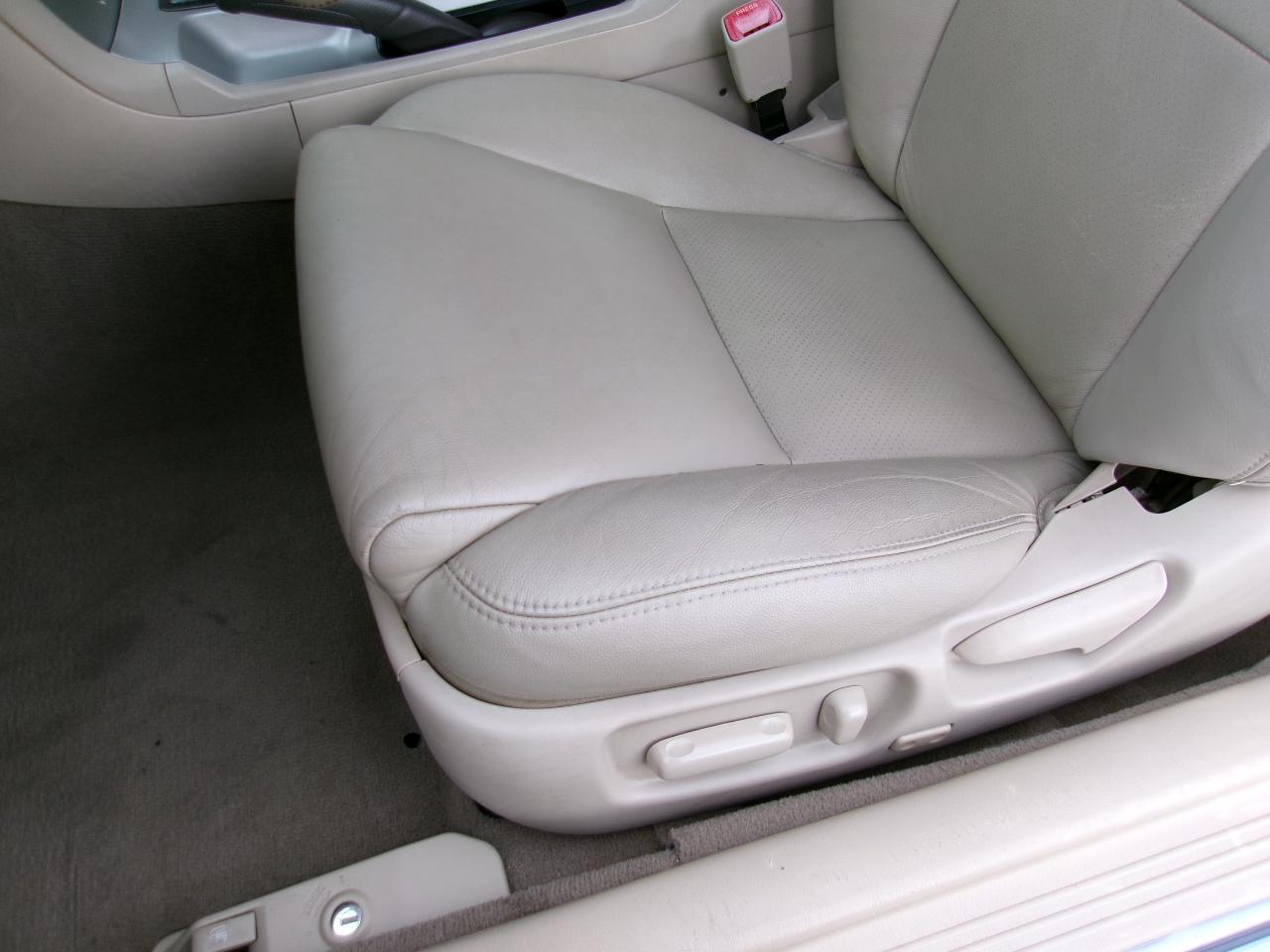 Toyota Camry Solara SE 2D Convertible V6 2008