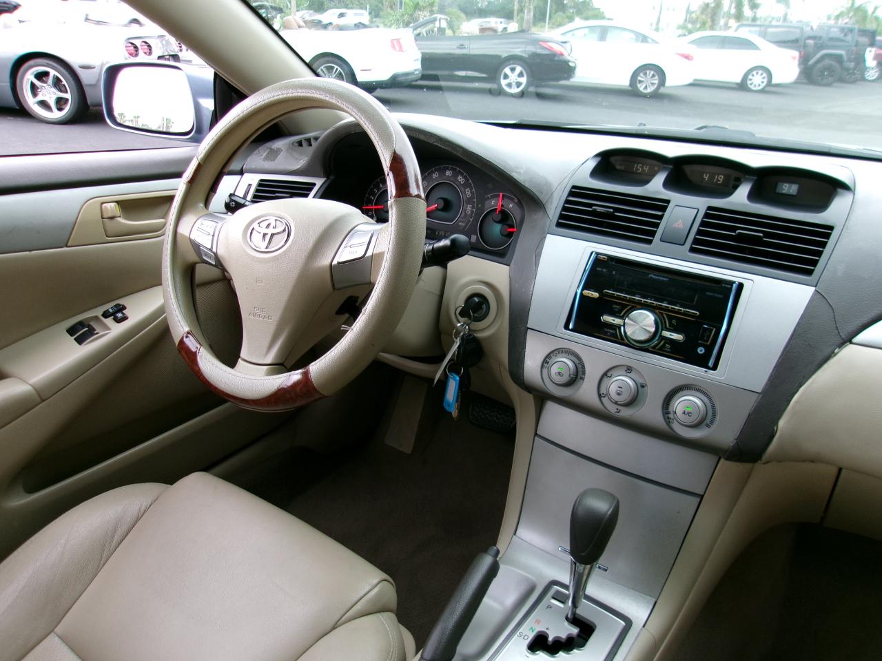 Toyota Camry Solara SE 2D Convertible V6 2008