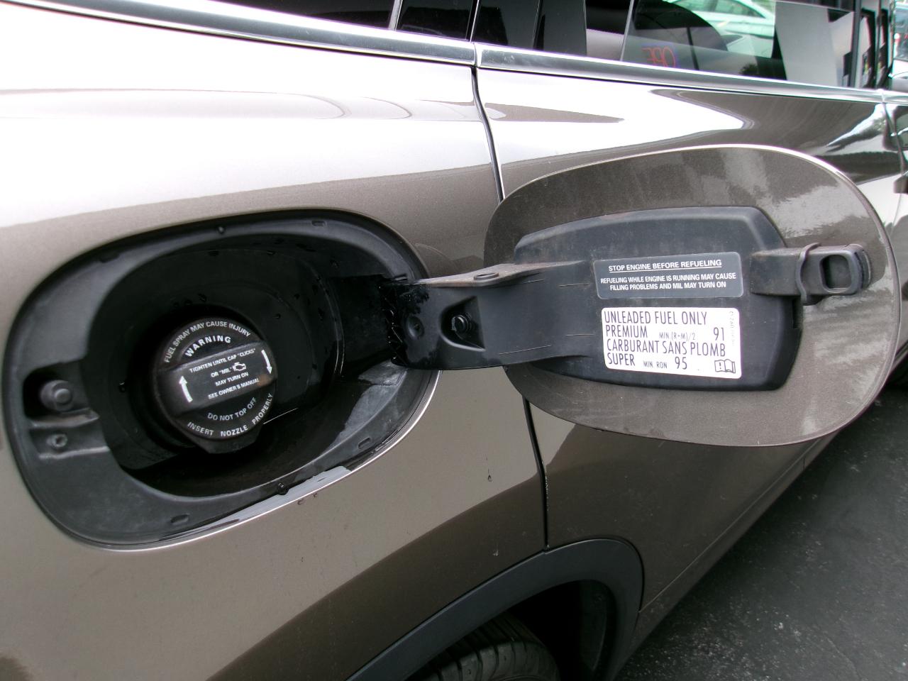 Porsche Cayenne Hybrid S 2012