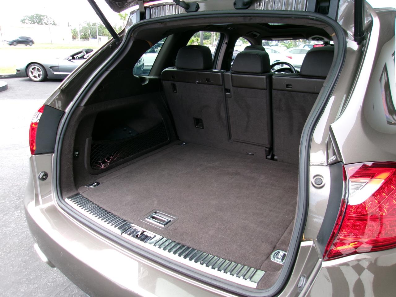 Porsche Cayenne Hybrid S 2012