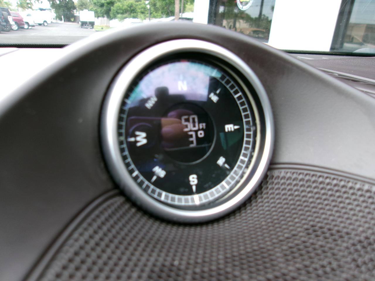 Porsche Cayenne Hybrid S 2012