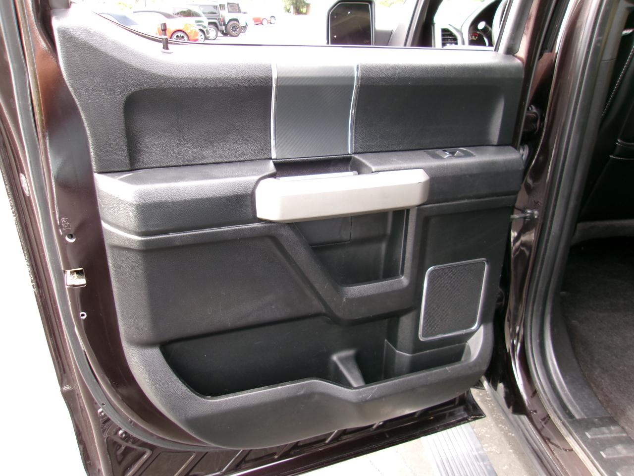 Ford F-150 Lariat 4WD SuperCrew 5.5' Box 2018