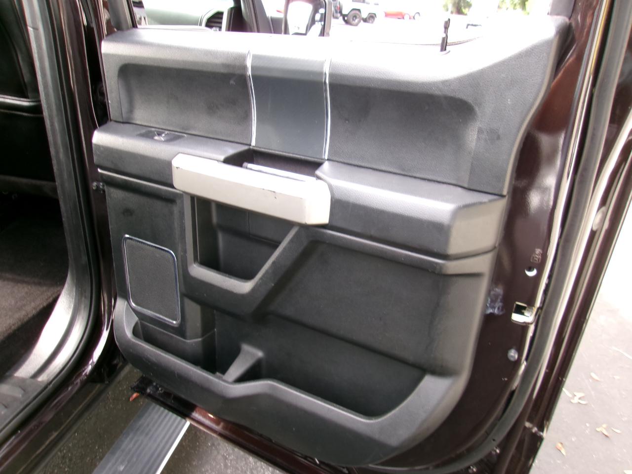 Ford F-150 Lariat 4WD SuperCrew 5.5' Box 2018