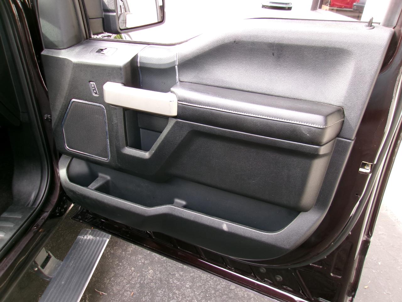 Ford F-150 Lariat 4WD SuperCrew 5.5' Box 2018