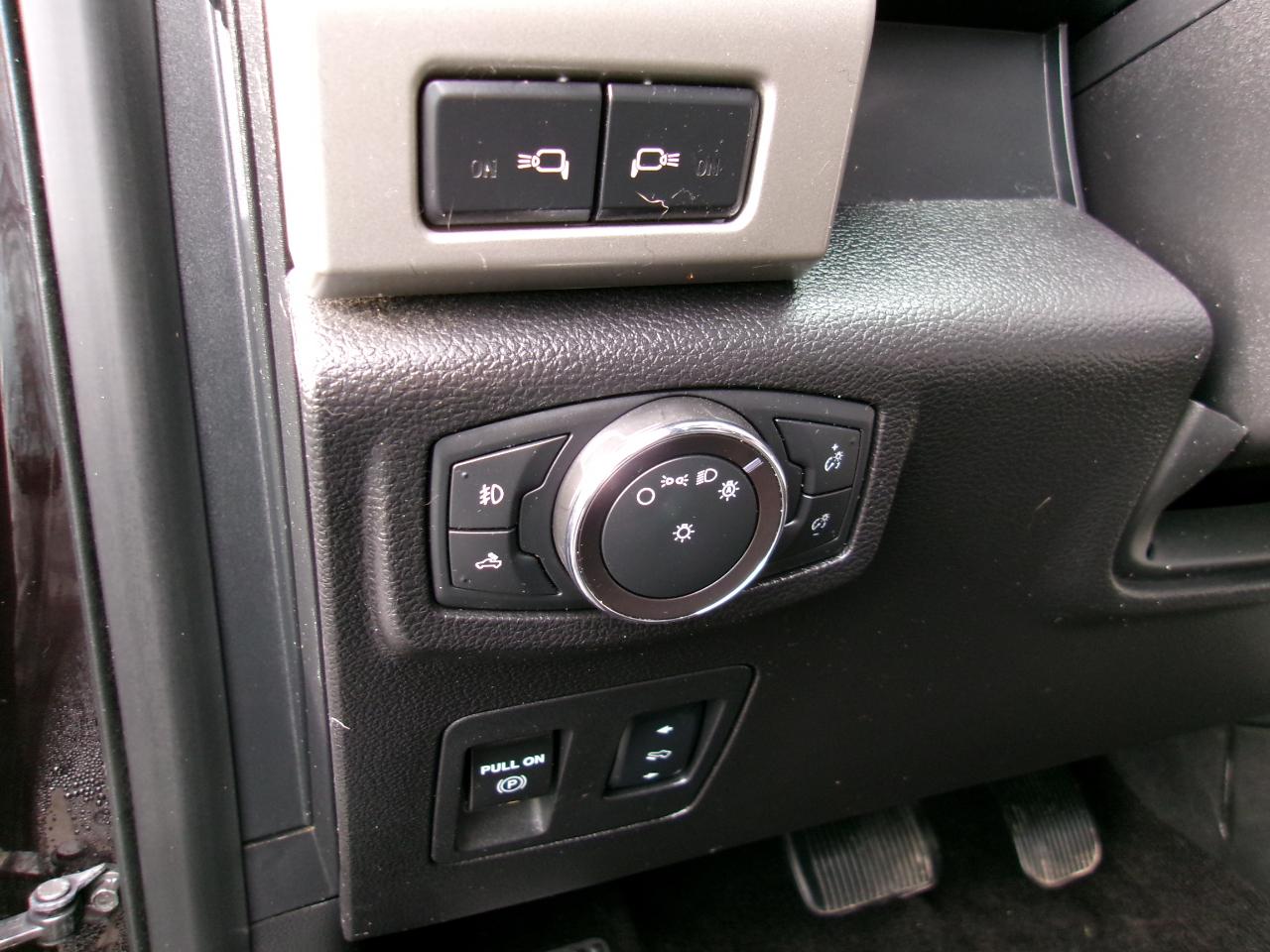 Ford F-150 Lariat 4WD SuperCrew 5.5' Box 2018
