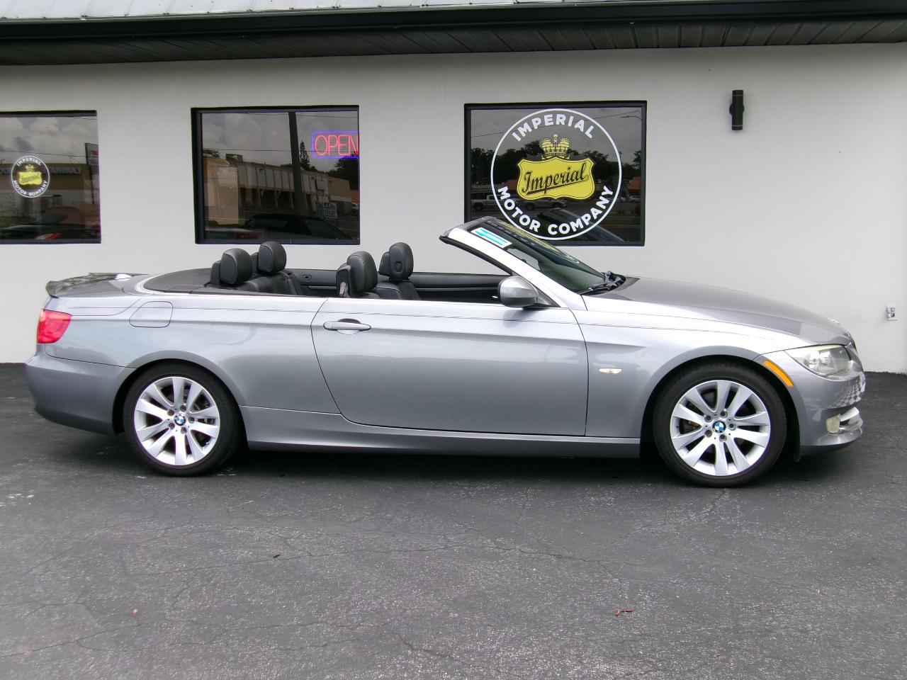 BMW 3-Series 328i Convertible 2011