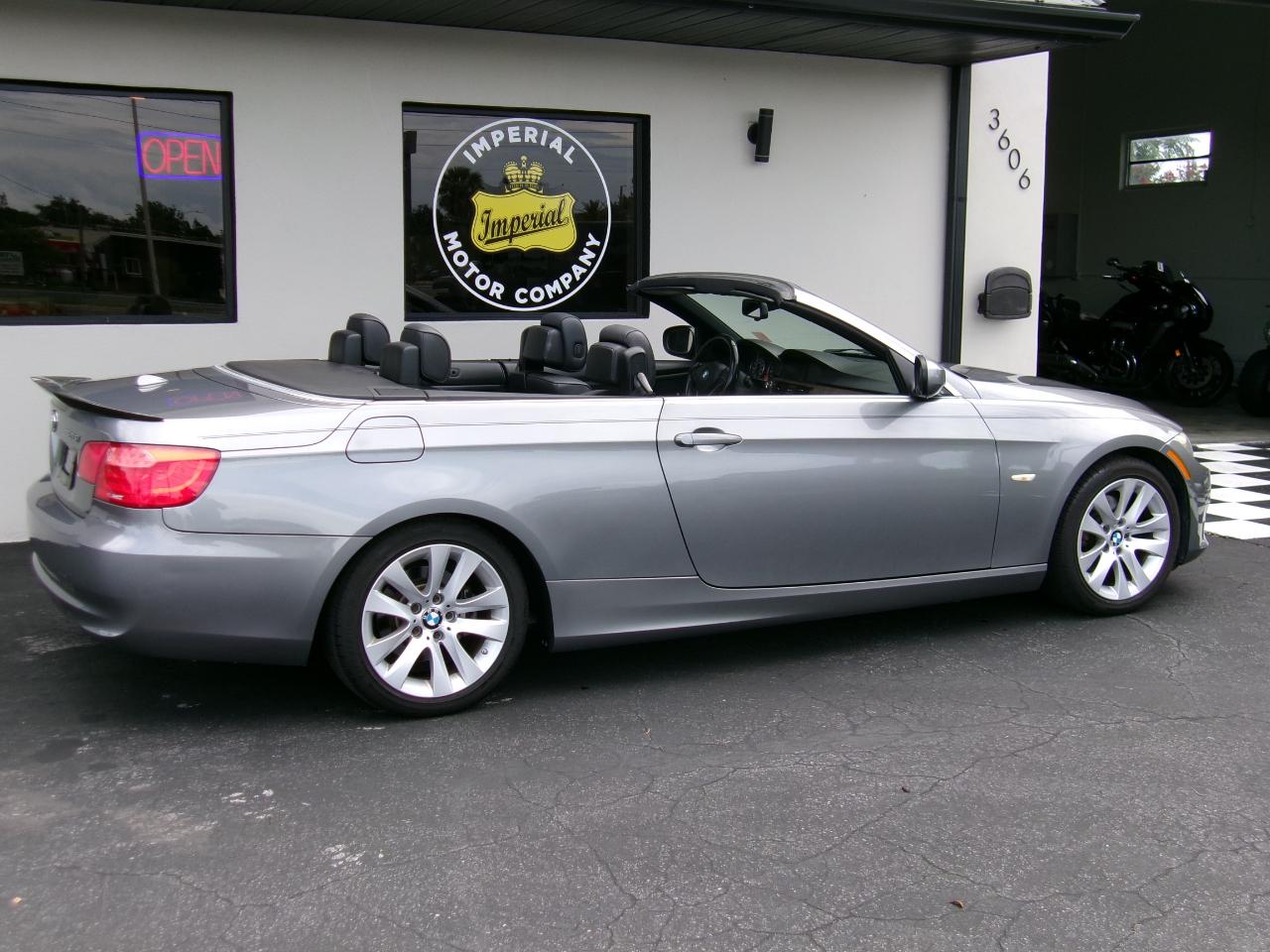 BMW 3-Series 328i Convertible 2011
