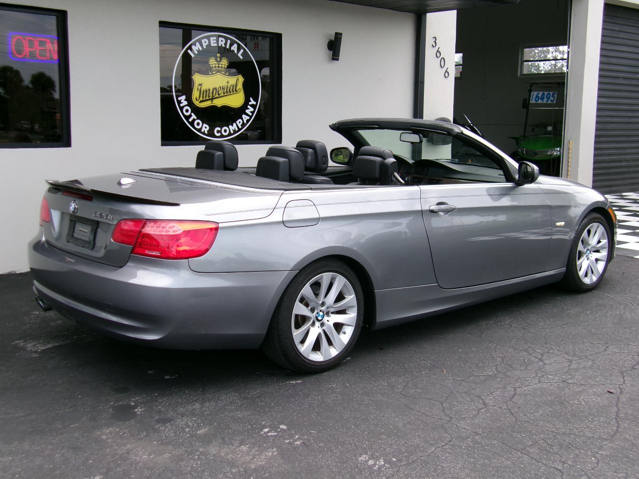 BMW 3-Series 328i Convertible 2011