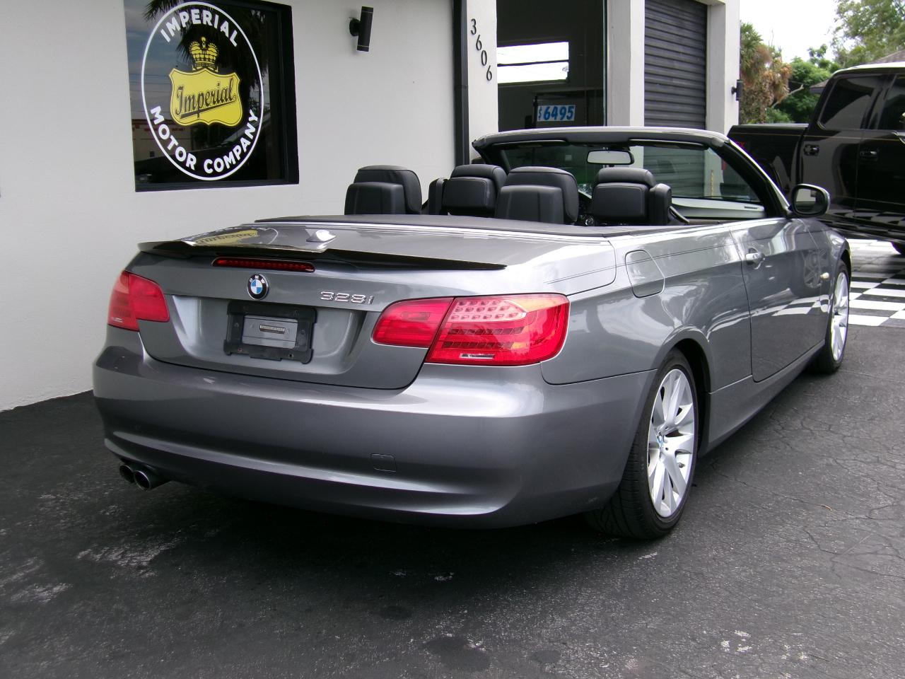 BMW 3-Series 328i Convertible 2011