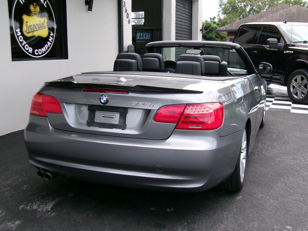 BMW 3-Series 328i Convertible 2011