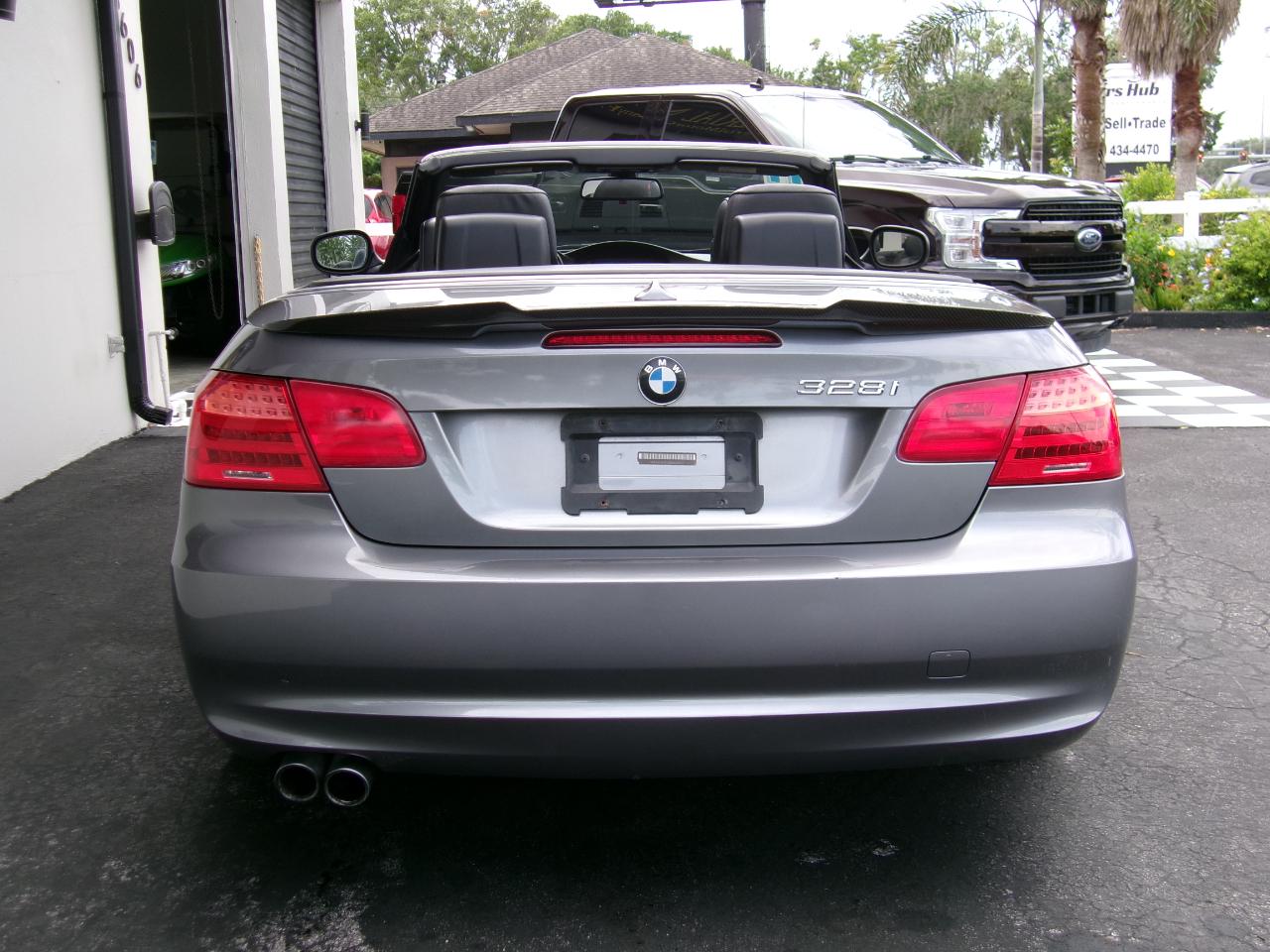 BMW 3-Series 328i Convertible 2011