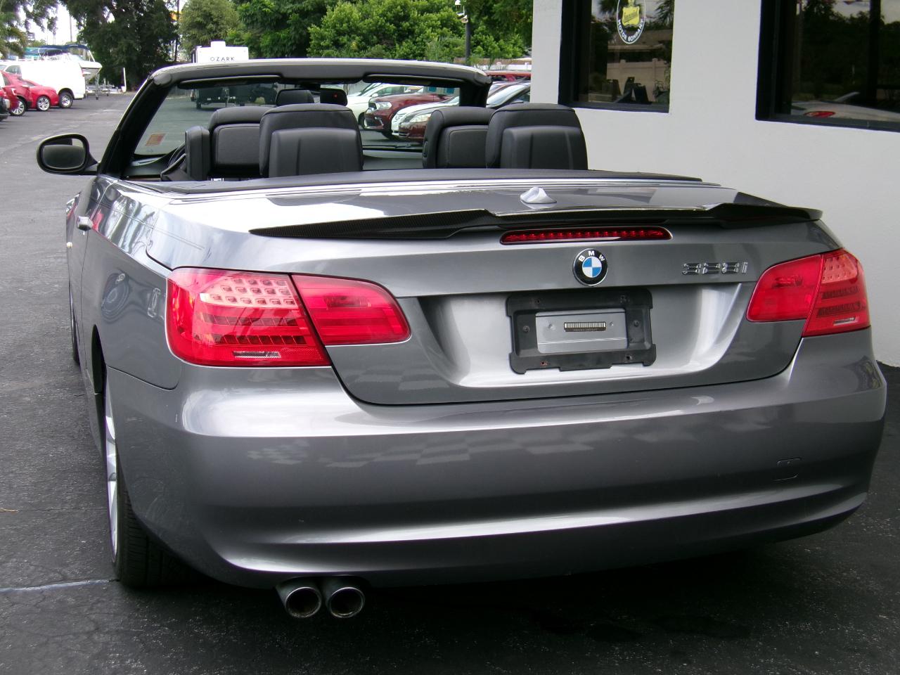 BMW 3-Series 328i Convertible 2011