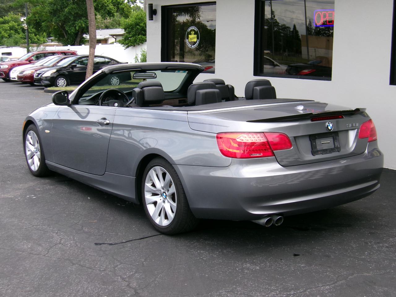 BMW 3-Series 328i Convertible 2011