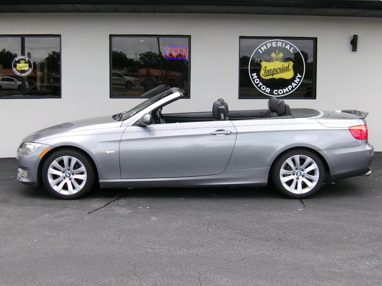 BMW 3-Series 328i Convertible 2011