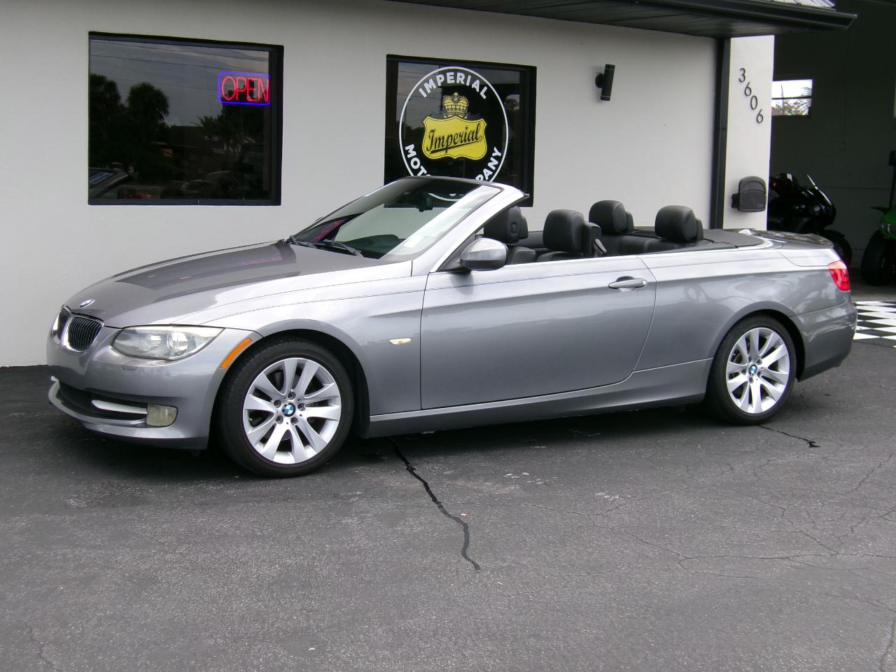 BMW 3-Series 328i Convertible 2011