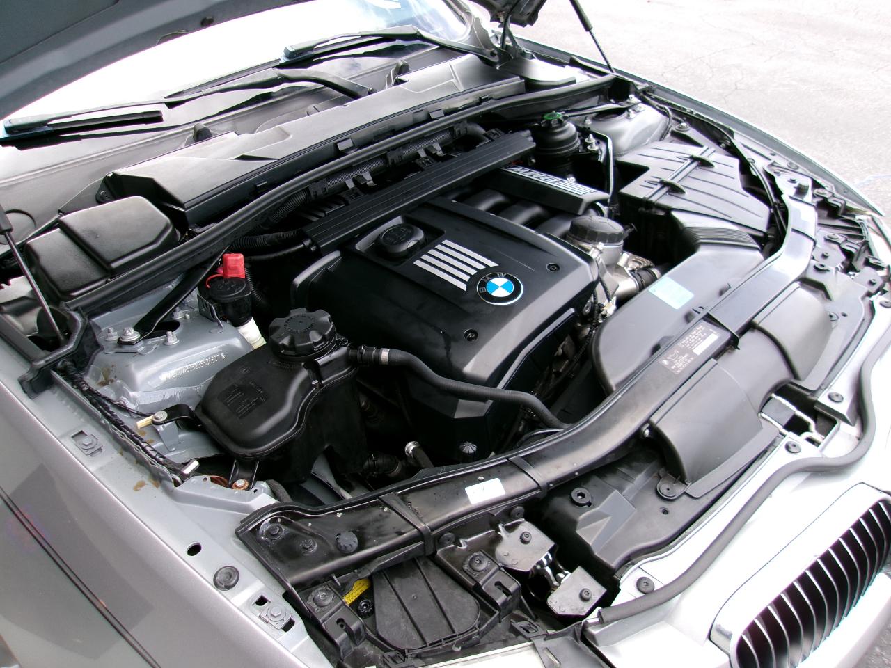 BMW 3-Series 328i Convertible 2011