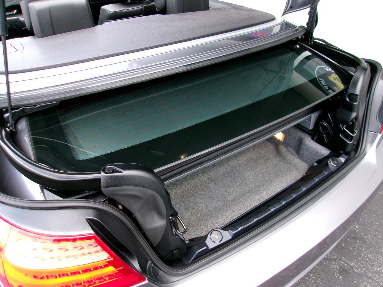 BMW 3-Series 328i Convertible 2011