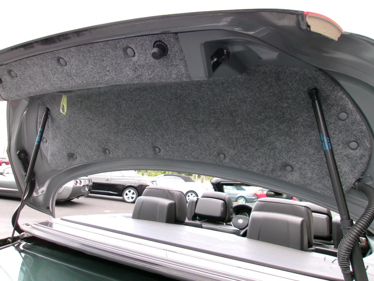 BMW 3-Series 328i Convertible 2011