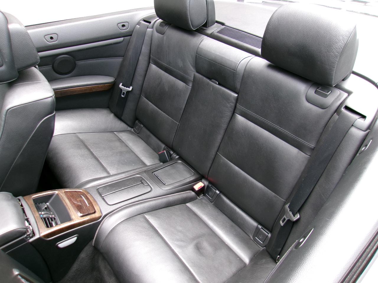 BMW 3-Series 328i Convertible 2011