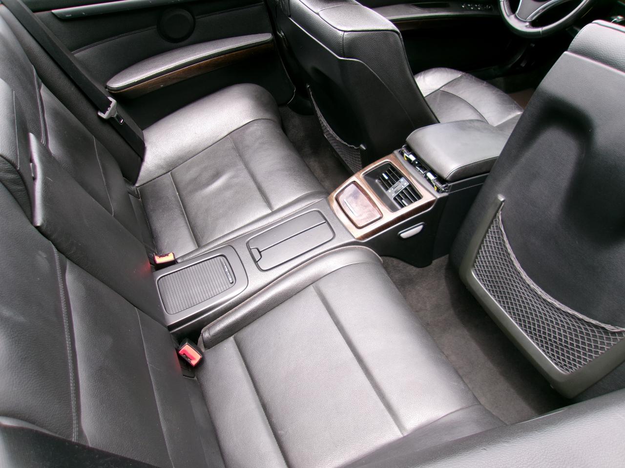 BMW 3-Series 328i Convertible 2011