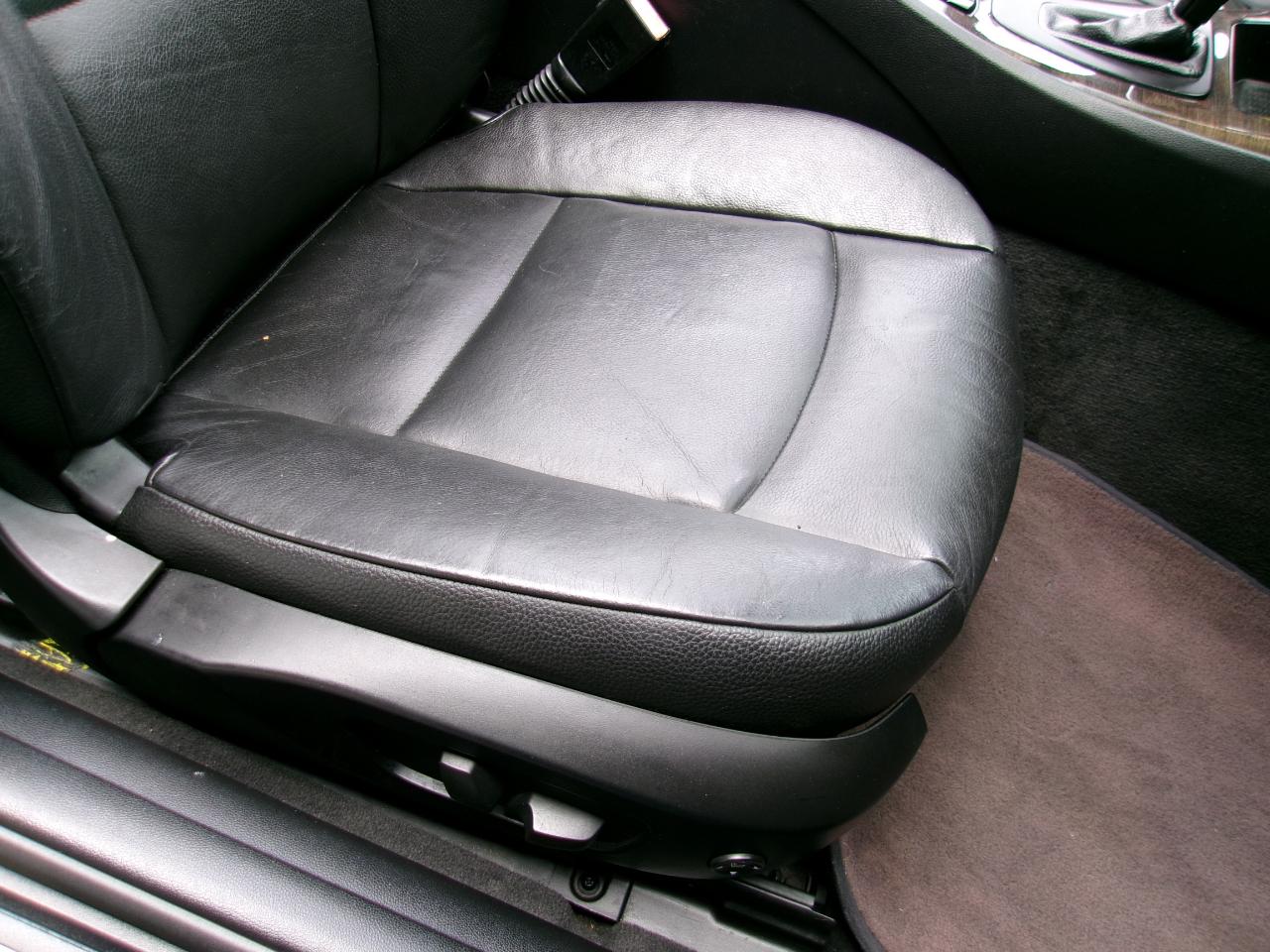 BMW 3-Series 328i Convertible 2011