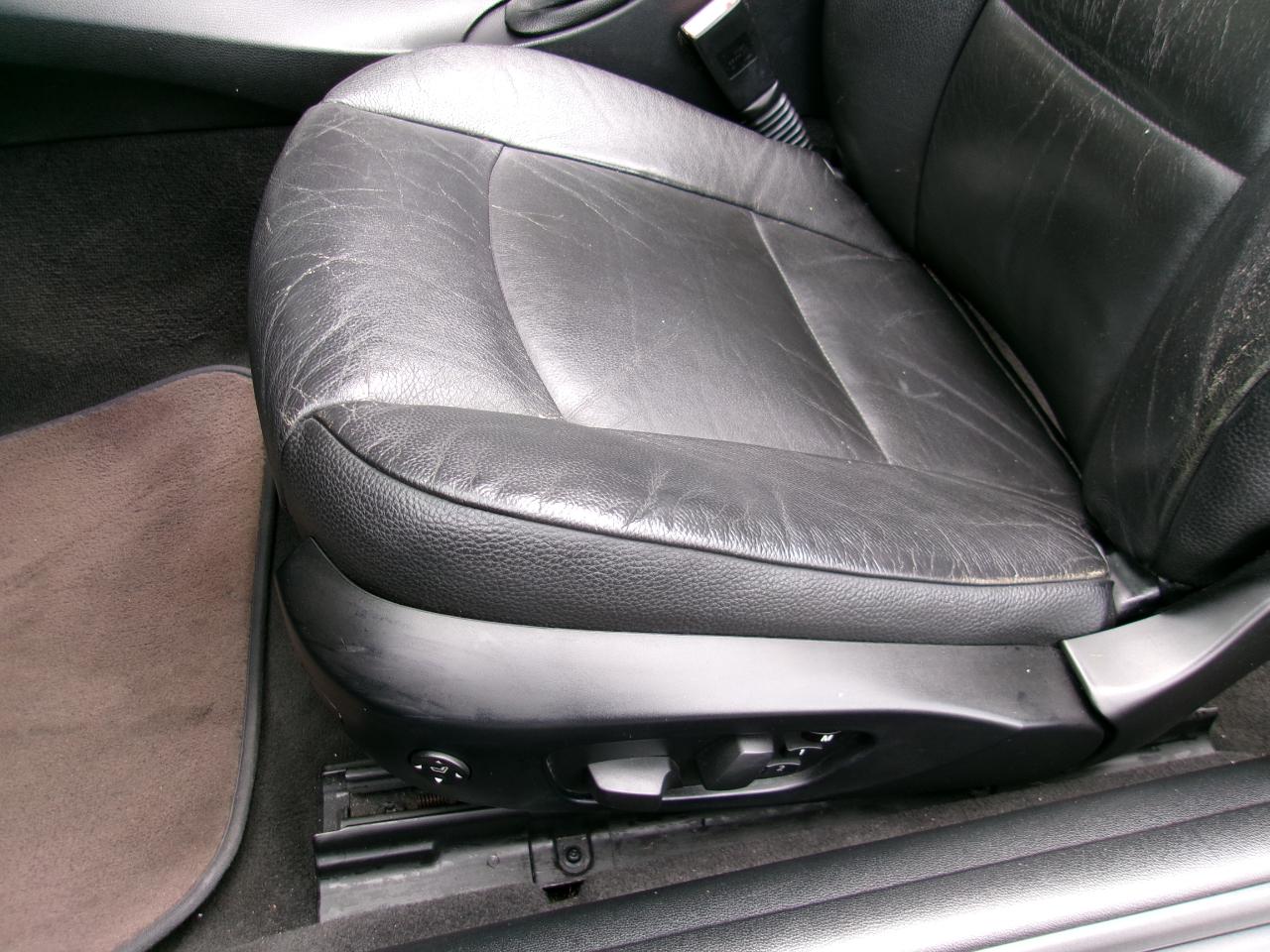 BMW 3-Series 328i Convertible 2011