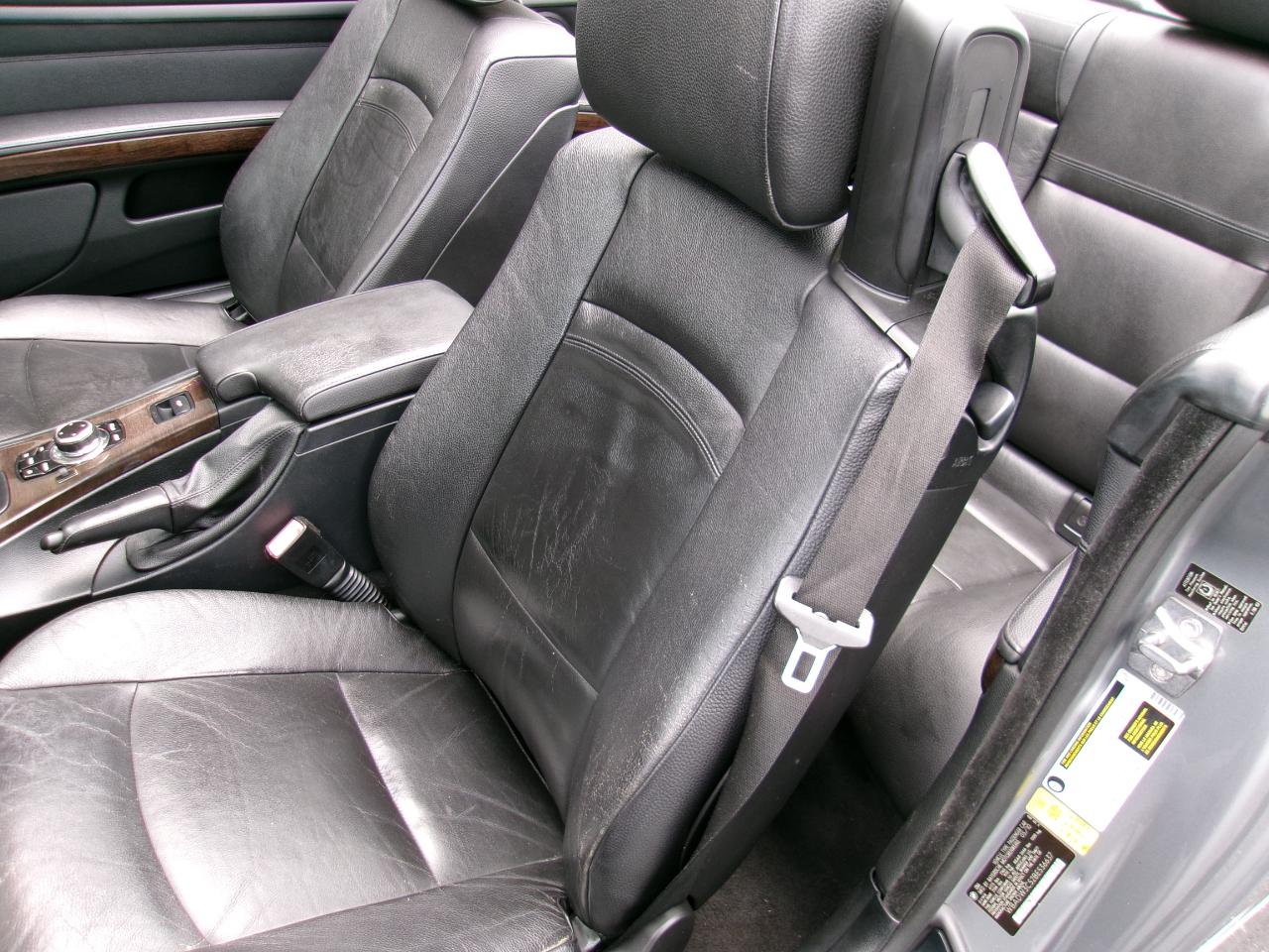 BMW 3-Series 328i Convertible 2011