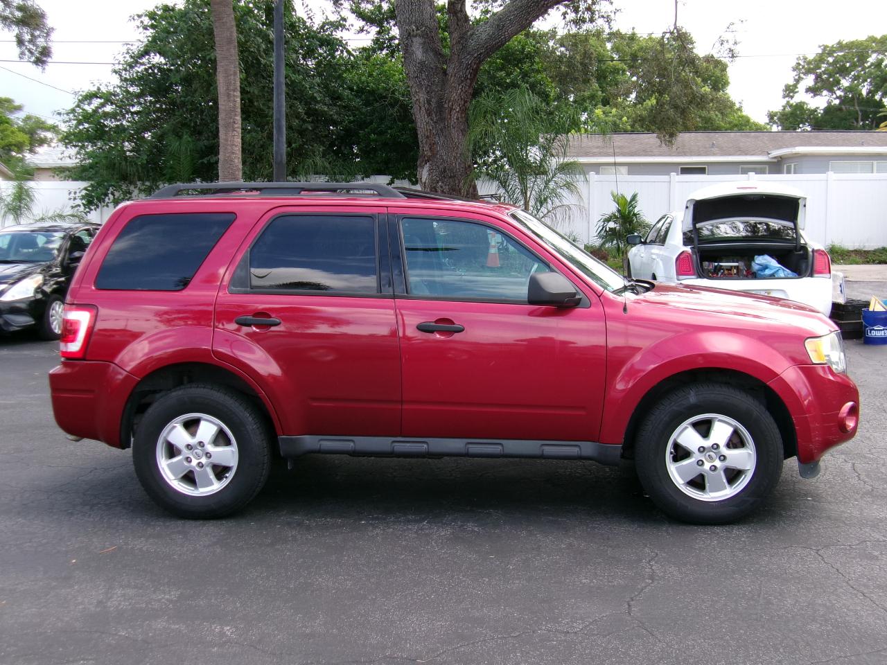 Ford Escape XLT FWD 2012