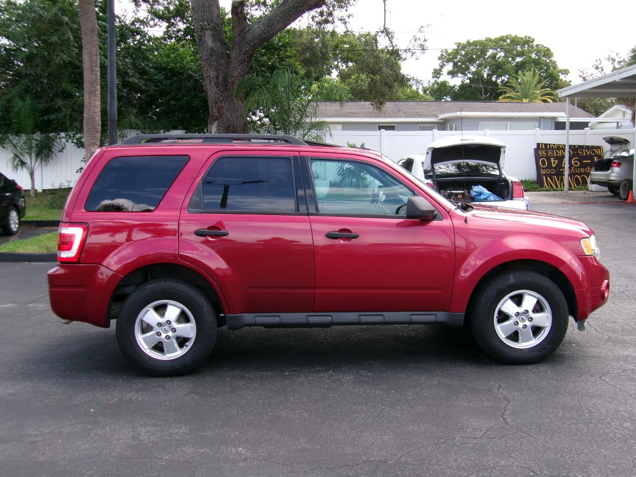 Ford Escape XLT FWD 2012