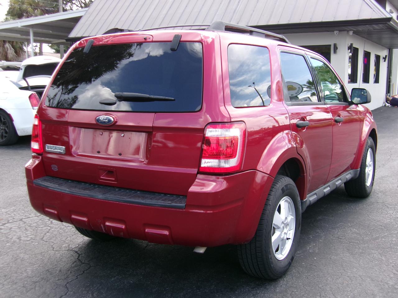 Ford Escape XLT FWD 2012