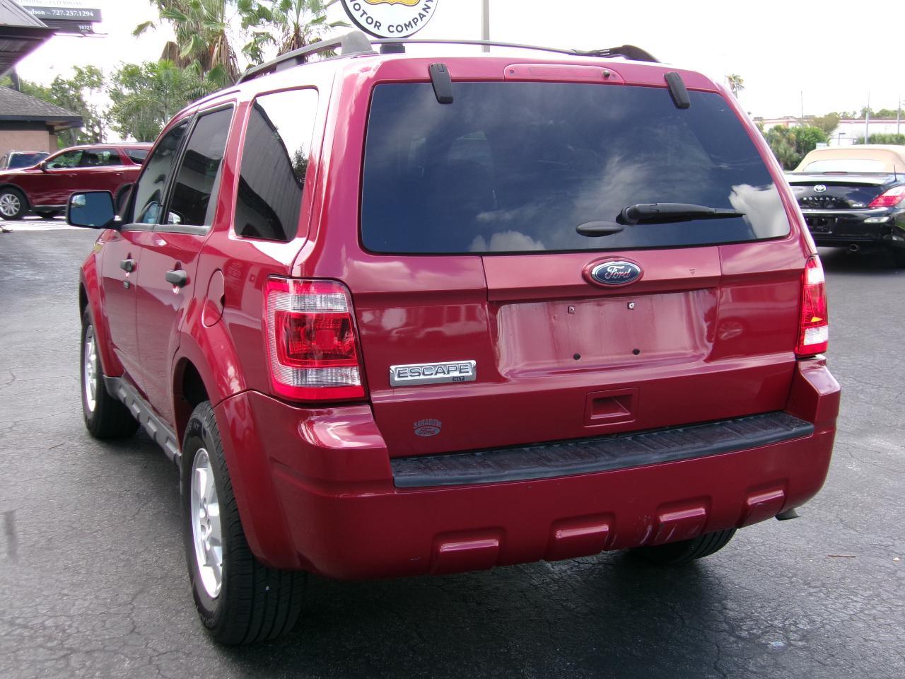 Ford Escape XLT FWD 2012