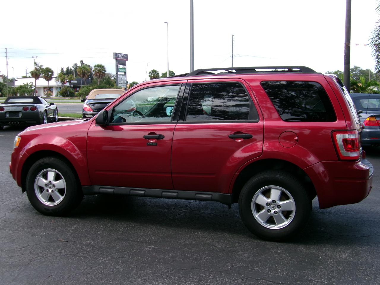 Ford Escape XLT FWD 2012