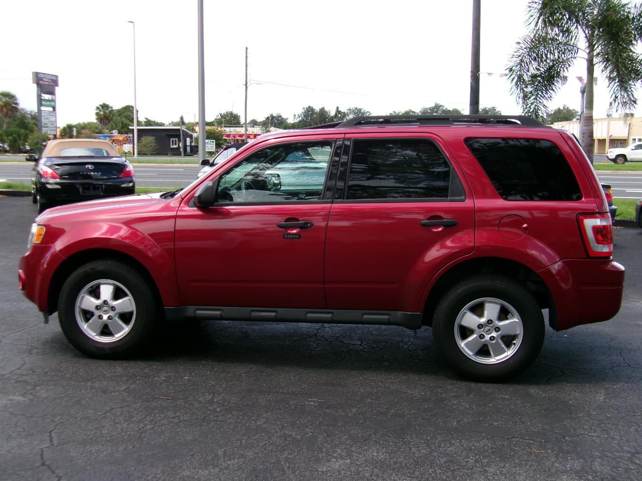 Ford Escape XLT FWD 2012