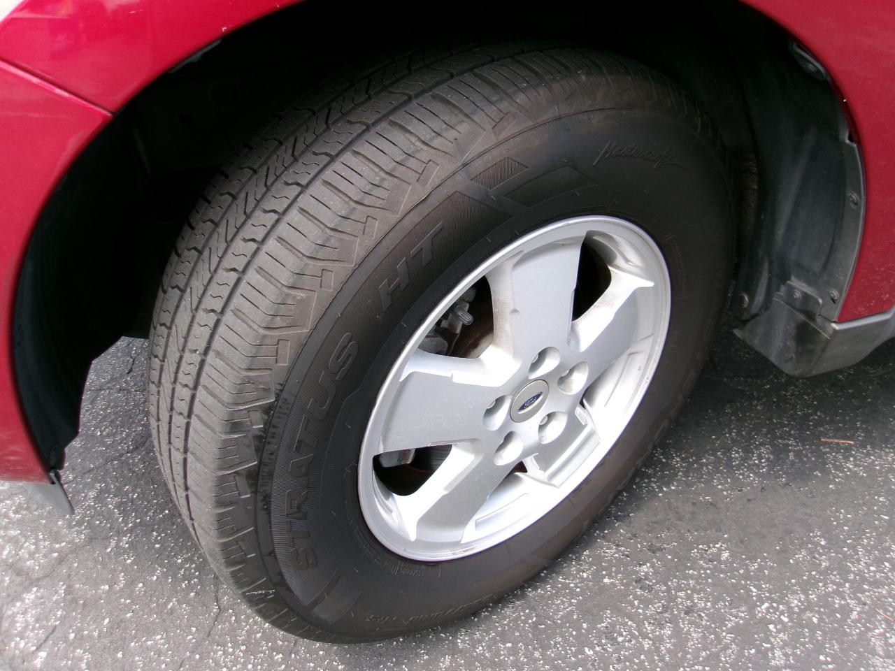 Ford Escape XLT FWD 2012