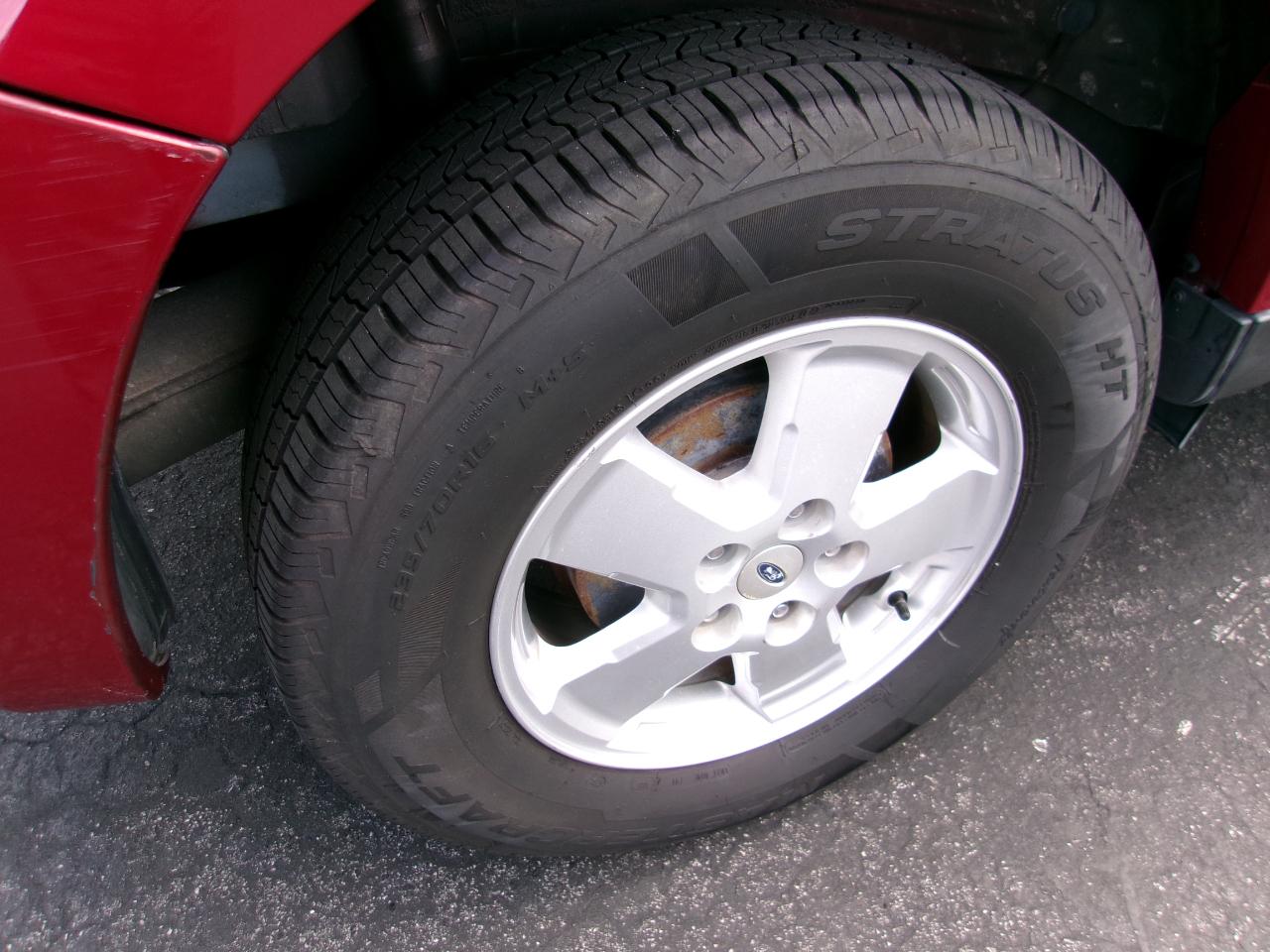 Ford Escape XLT FWD 2012