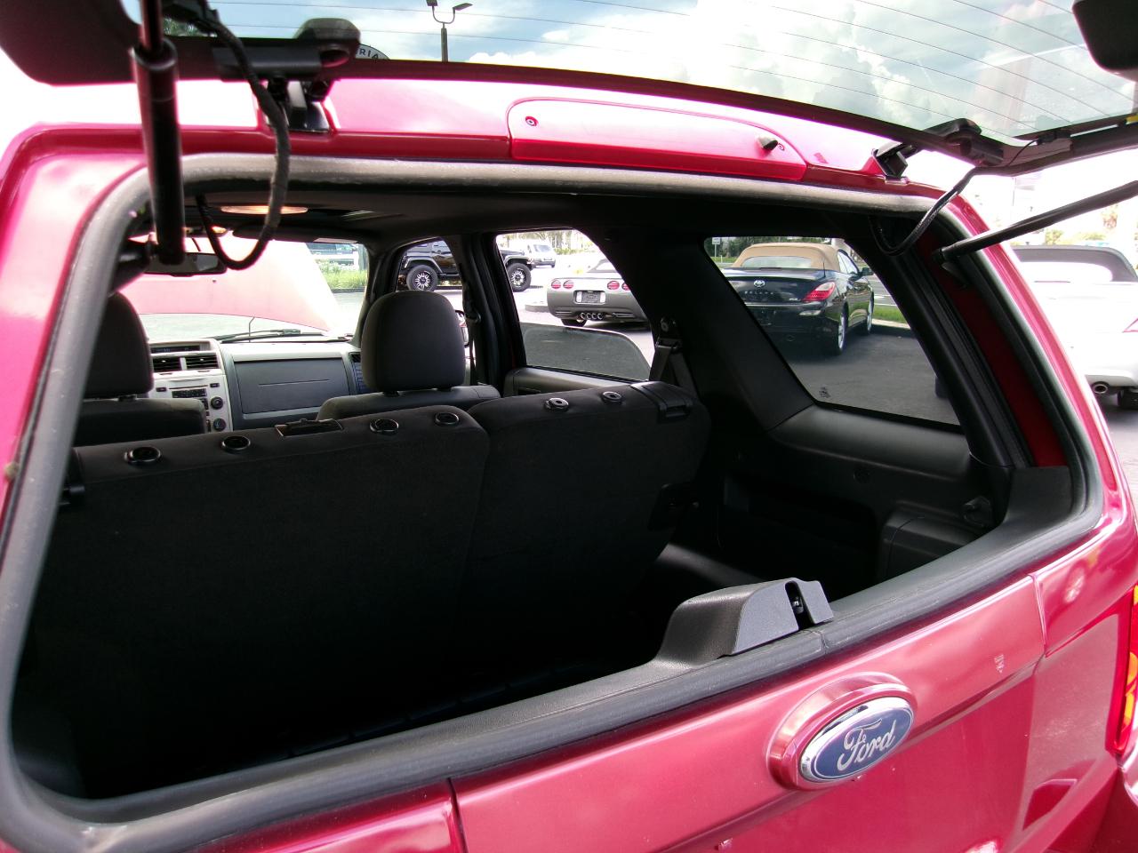 Ford Escape XLT FWD 2012