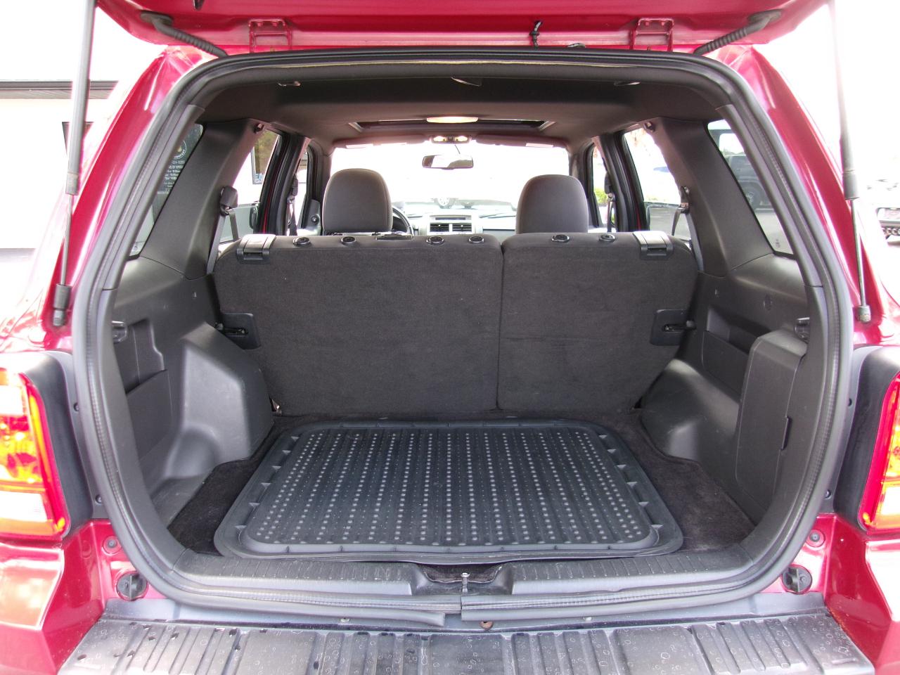 Ford Escape XLT FWD 2012