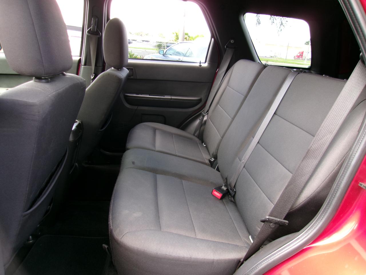 Ford Escape XLT FWD 2012
