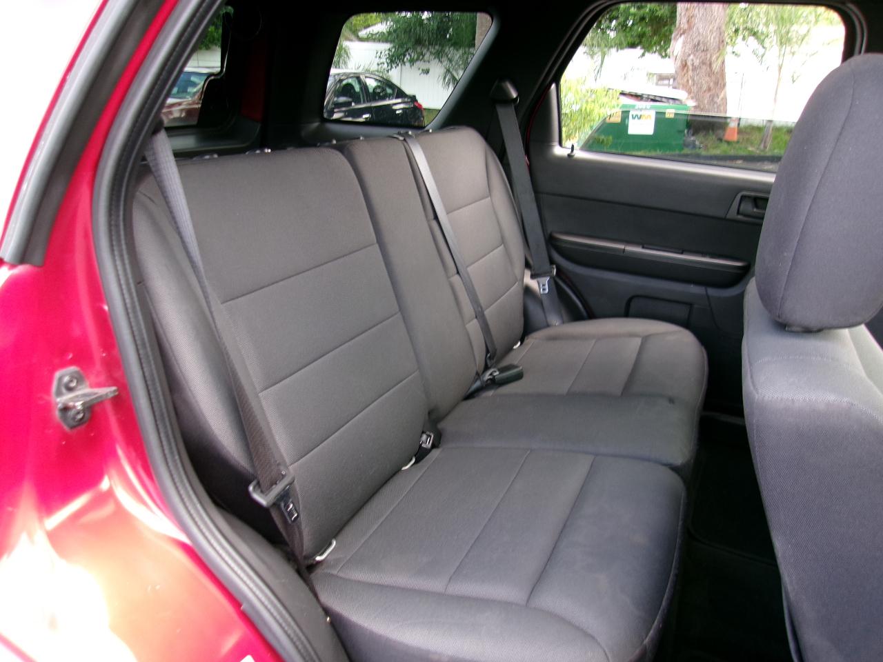 Ford Escape XLT FWD 2012